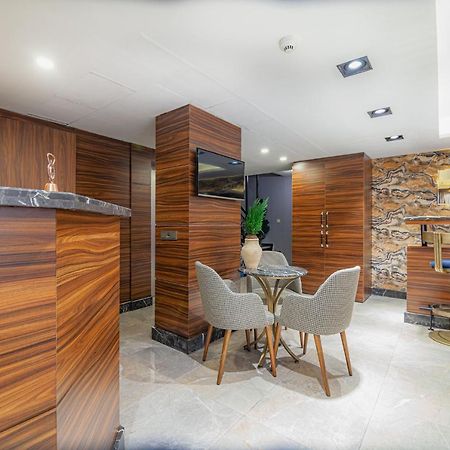 La Palace Suites Sisli Provincia di Provincia di Istanbul Esterno foto